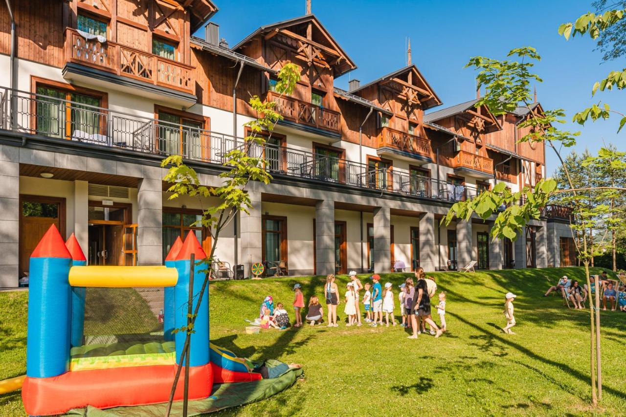 Szczawnica Park Resort & Spa Luaran gambar Club Med resort in Les Saisies, France