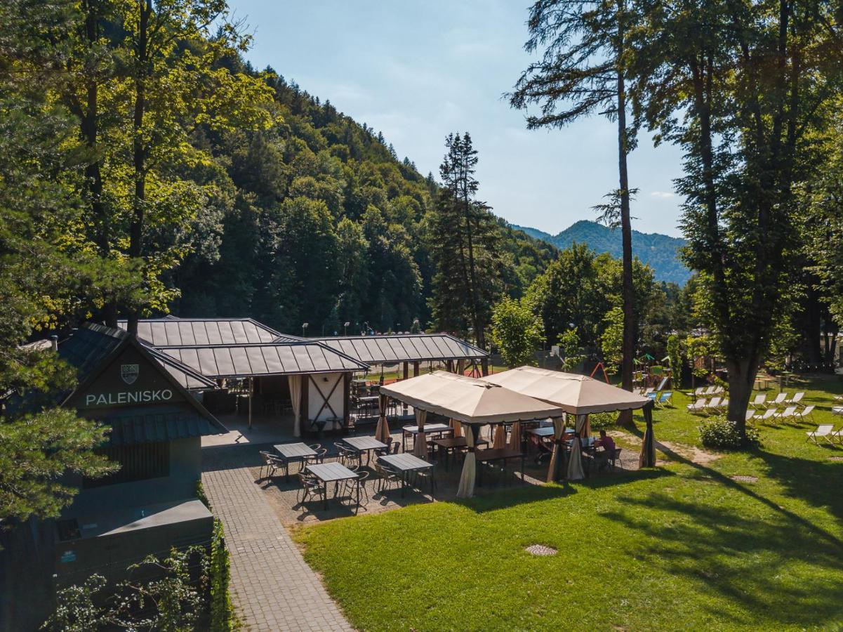 Szczawnica Park Resort & Spa Luaran gambar The restaurant in the park